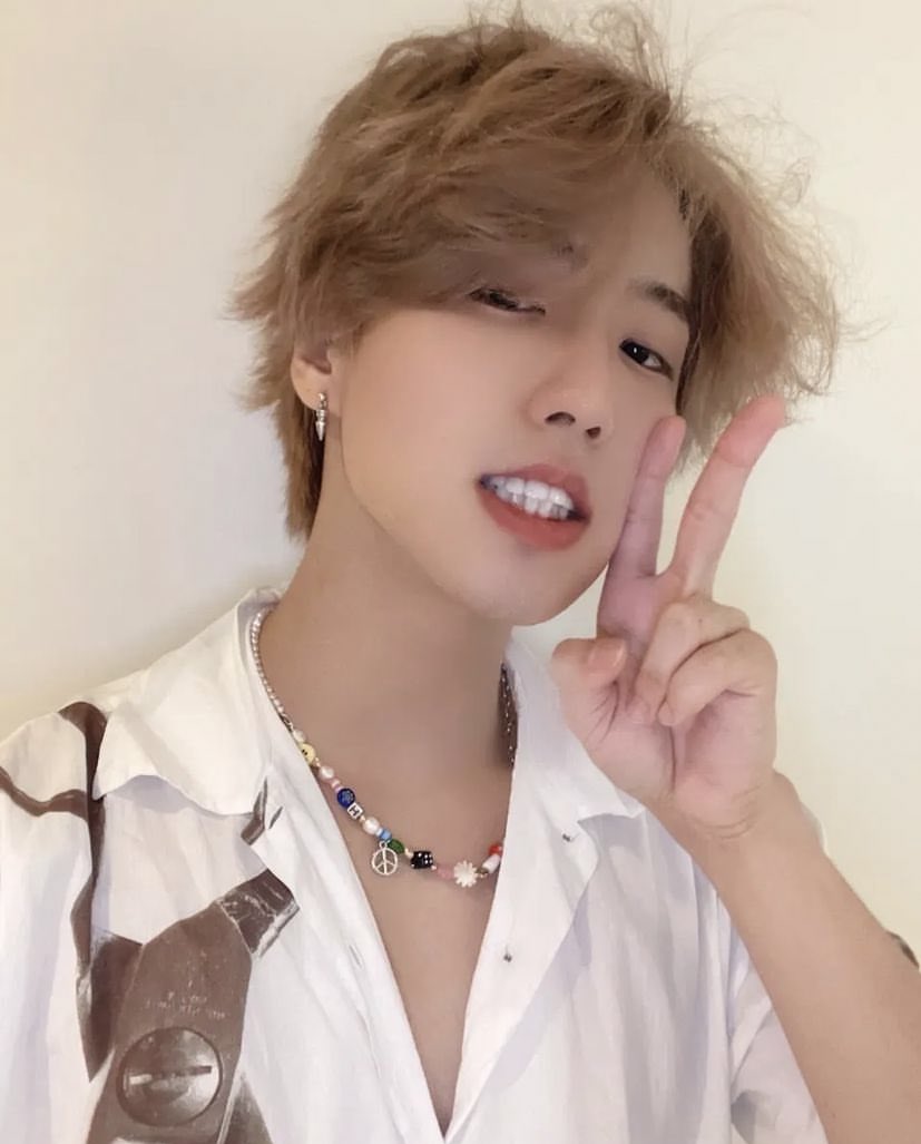 hello (in a cute way)