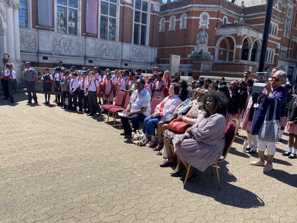 Proud to see the #WindrushDay Flag raised by members of the Windrush elder generation at the Croydon Town Hall.  The contribution of the African Caribbean community to Croydon is enormous.
“We are standing on their shoulders”