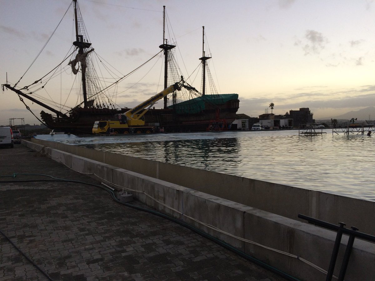 TallShipProds's tweet photo. #ThrowbackThursday From S3 in South Africa @Outlander_STARZ https://t.co/6xItrlMBlE