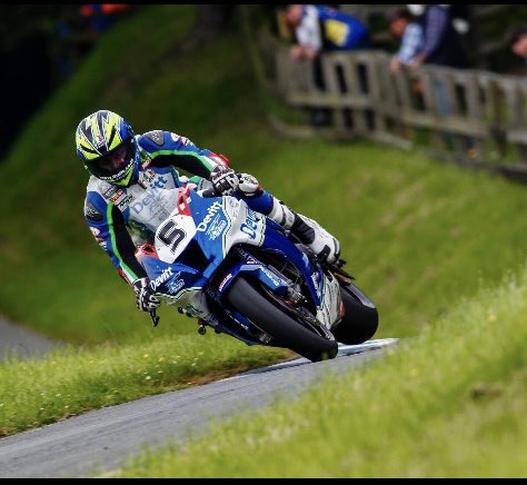 Lintinracing's tweet photo. #throwbackthursday to sunny Scarborough and a bit of endo in on the brakes 😎. #rcexpressracing #oilversmount #endo https://t.co/BbvbW61NZt