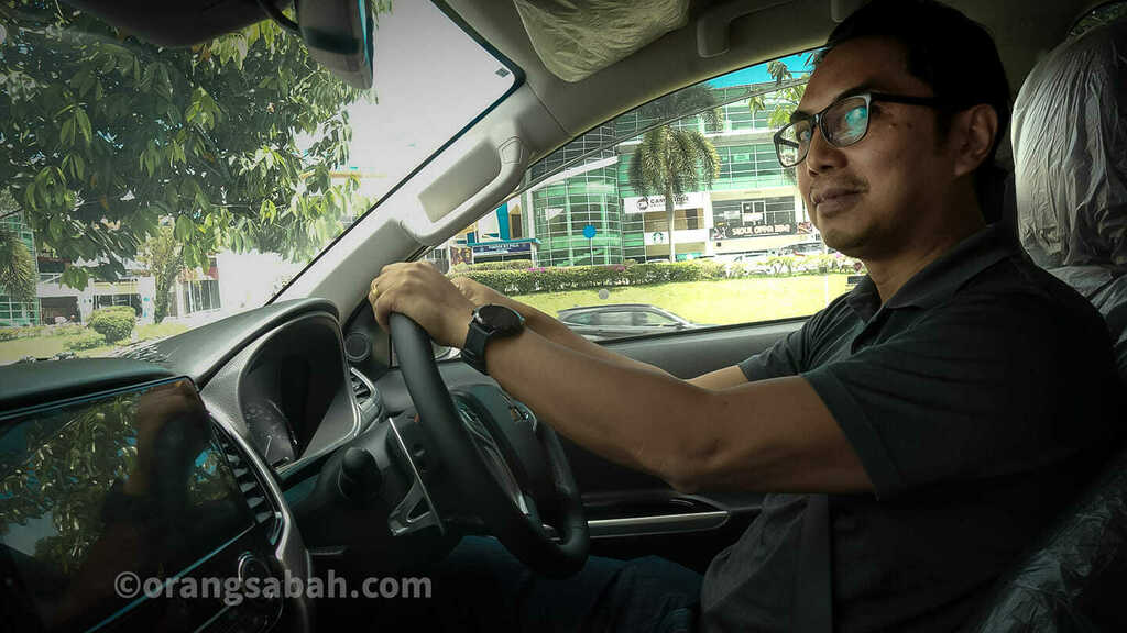 orangsabah's tweet photo. Yang tadi test drive #mitsubishitriton with le cousin Adrian Alexander Kastum https://t.co/GQY9lNueF2