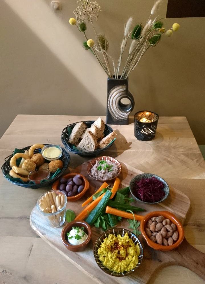 CafeDeOpstand's tweet photo. WOW! onze hapjes kaart heeft een flinke update gehad, dat wordt smullen 😀
check onze website voor meer info https://t.co/KnRlFh2pQV
#tostie #vegan #cafédeopstand #nijmegen #free #wifi #kimchi #vanwelderenstraat #centrum #citycenter #hapjes #cafedeopstand https://t.co/oKDuPUbDtg