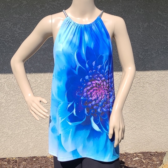 gingerich_lisa's tweet photo. So good I had to share! Check out all the items I'm loving on @Poshmarkapp #poshmark #fashion #style #shopmycloset #ingechristopher #alfani #mossimosupplyco: https://t.co/114eMLvaa7 https://t.co/8BtVgGqJkB
