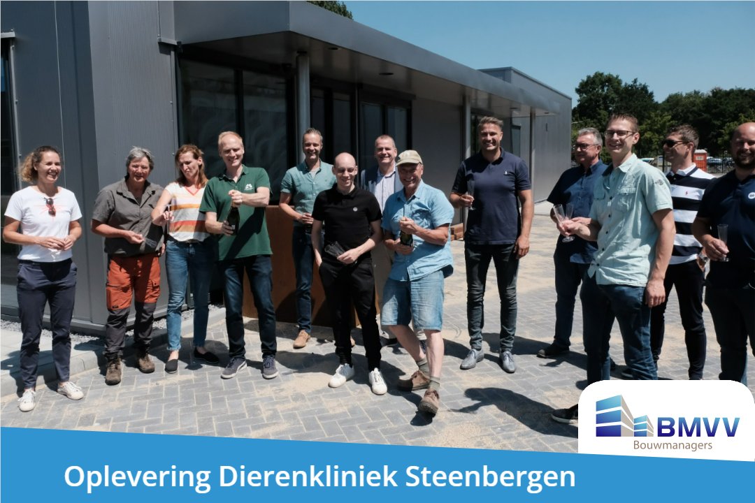 𝐎𝐩𝐥𝐞𝐯𝐞𝐫𝐢𝐧𝐠 𝐯𝐚𝐧 𝐞𝐞𝐧 𝐩𝐫𝐚𝐜𝐡𝐭𝐢𝐠 𝐩𝐫𝐨𝐣𝐞𝐜𝐭! 🍾🥂
Gisteren vond de feestelijke oplevering van de Nieuwe Dierenartsenkliniek aan de Krommeweg in Steenbergen plaats. Lees verder bit.ly/3bmWbn5