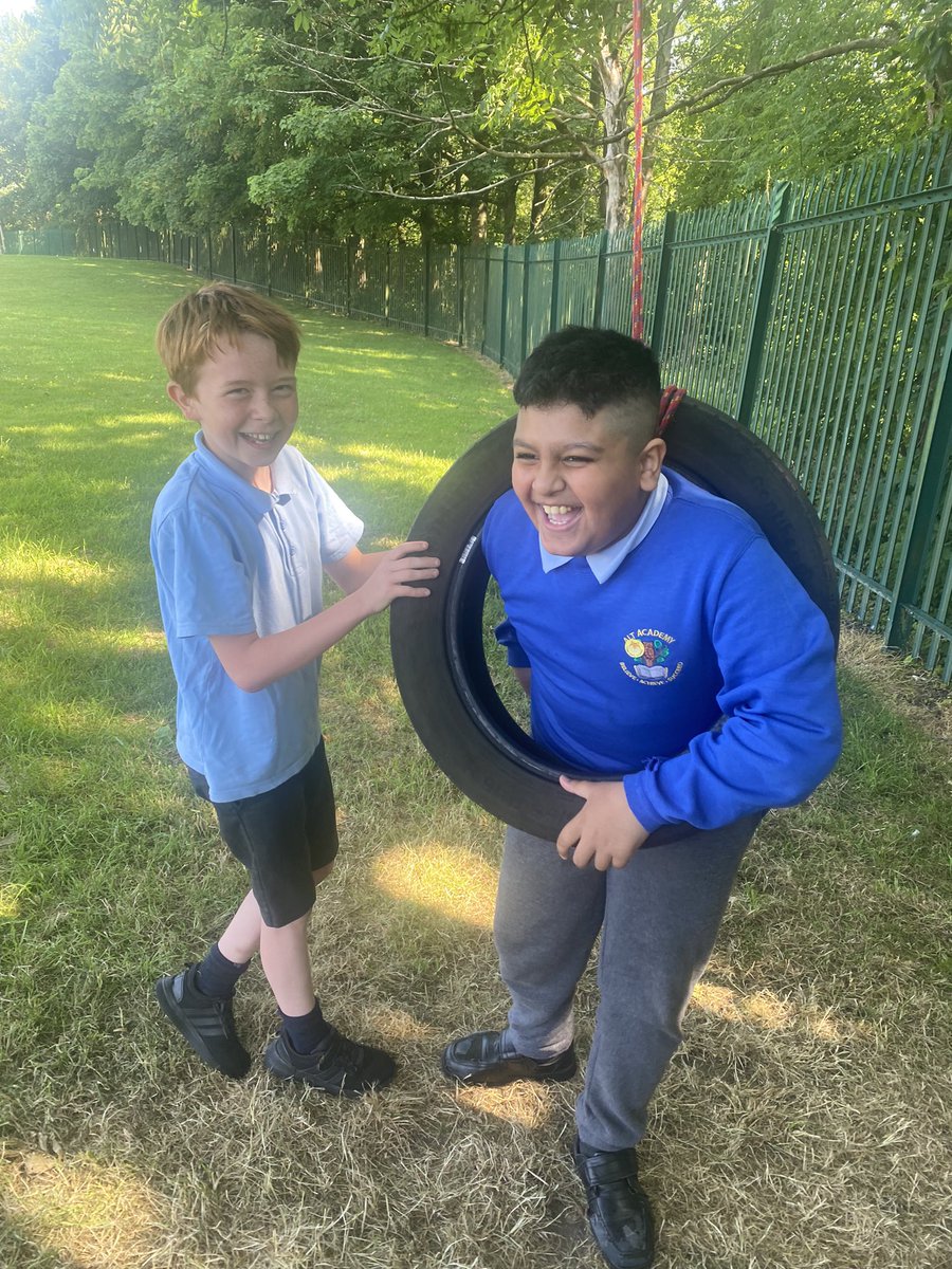 Forest School, building friendships to last a lifetime ⭐️🌳

#forestschool
#excellenceforall
#beanadventurer
<a href="/Alt_HT/">Alt Academy</a>