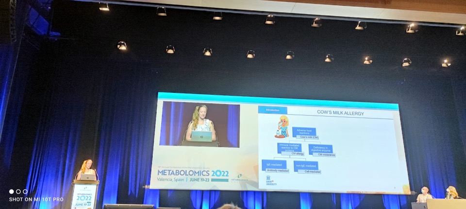 Lynn Vanhaecke (@ljvhaeck) on Twitter photo Congratulations to <a href="/ellendepaepe/">EllenDePaepe</a> for her wonderful contribution to #MetSoc2022 on our #metabolomics #microbiome study on cow's milk allergy in children <a href="/ResearchUGent/">Ghent University Research</a> <a href="/MetabolomicsSoc/">Metabolomics Society</a> Congratulations to <a href="/ellendepaepe/">EllenDePaepe</a> for her wonderful contribution to #MetSoc2022 on our #metabolomics #microbiome study on cow's milk allergy in children <a href="/ResearchUGent/">Ghent University Research</a> <a href="/MetabolomicsSoc/">Metabolomics Society</a>