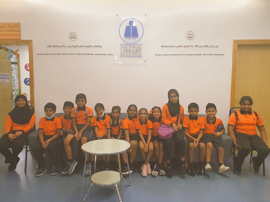 cm_librarymv's tweet photo. @SchoolImaduddin ދަރިވަރުން ކުޑަކުދިންގެ މަލްޓިމޑިއާ ލައިބްރަރީއަށް ޒިޔާރަތްކުރުން https://t.co/Y0XxTuxAbO
