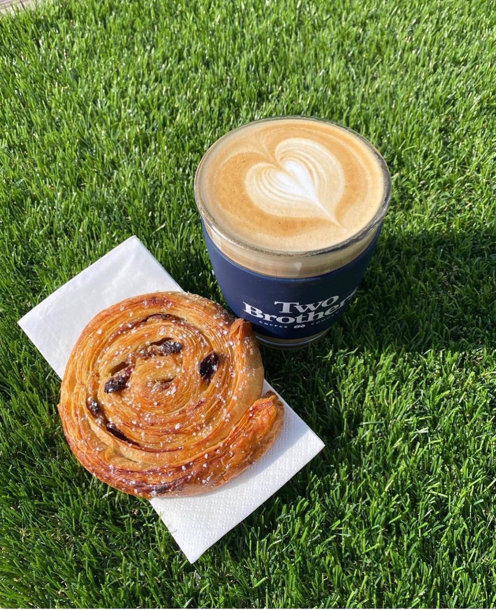 MonkeyCups1's tweet photo. Sun is out! βοΈ Summer is here! Check out these fab NEW #TwoBrothersCoffee #MonkeyCups π #Waterford #coffee creating a wave of change. β»οΈ small change. BIG impact.
Photo credit πΈ #TwoBrothersCoffee
#refill #reuse #repeat
#collaboration #sustainability @MeanbeancoffeeC https://t.co/F1IswvHTor