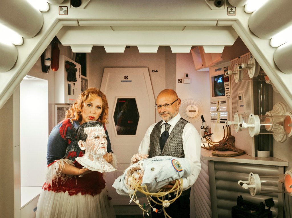 Luisnostromo's tweet photo. Gracias por confiar en Weyland-Yutani para las fotos de vuestra boda❤
Que seais muy felices 🙂
__
Thank you for trusting Weyland-Yutani to take your wedding photos
__
📷 @estiliart
#fotosdeboda #weddingpics #weddingpic #nostromo #alienmuseum #museoalien #museoalienbarcelona https://t.co/xM7SzMzVOf