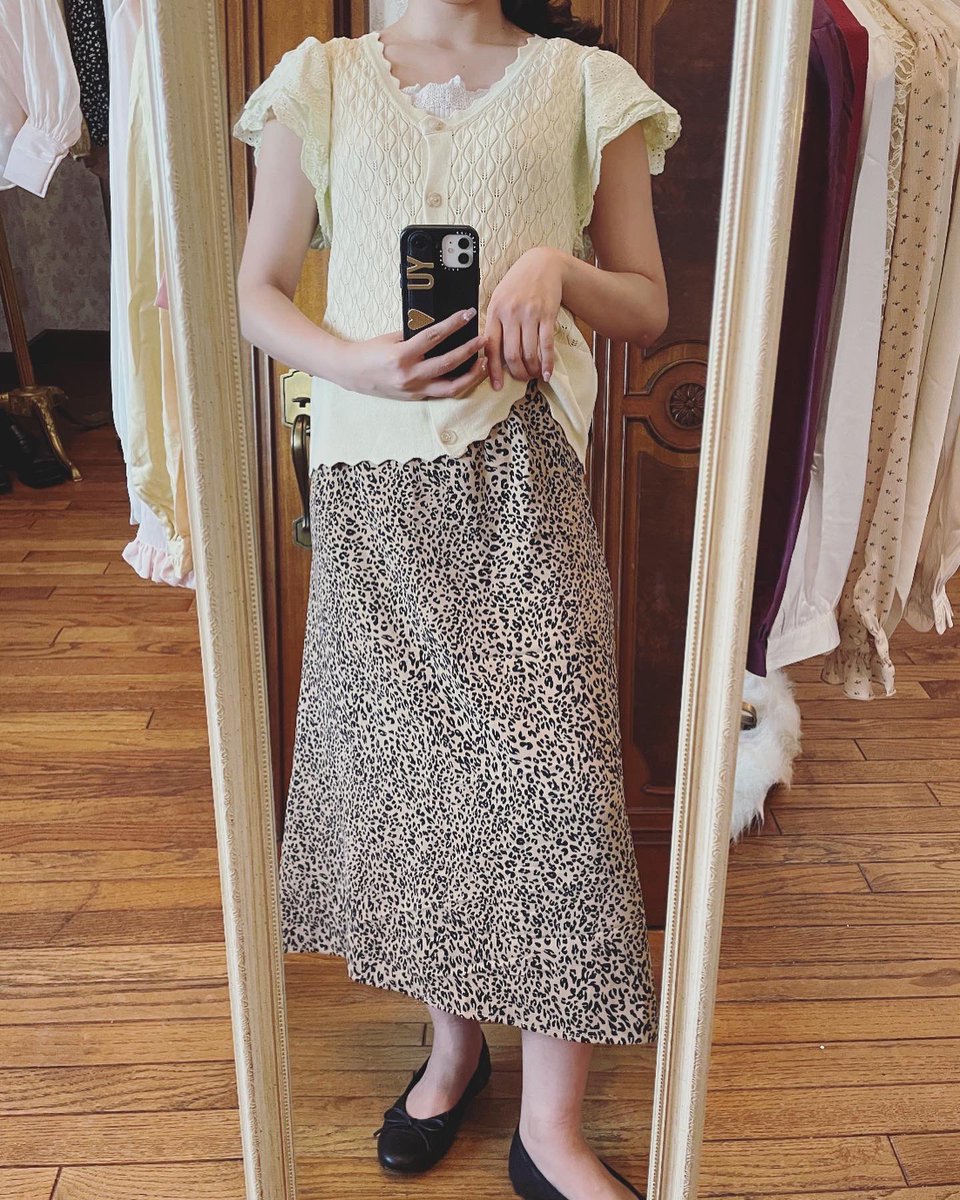 close
本日も沢山のご来店ありがとうございました🎀
本日お洋服入荷いたしました🤍是非見にいらしてください
明日も12:00-19:00でお待ちしております🤍