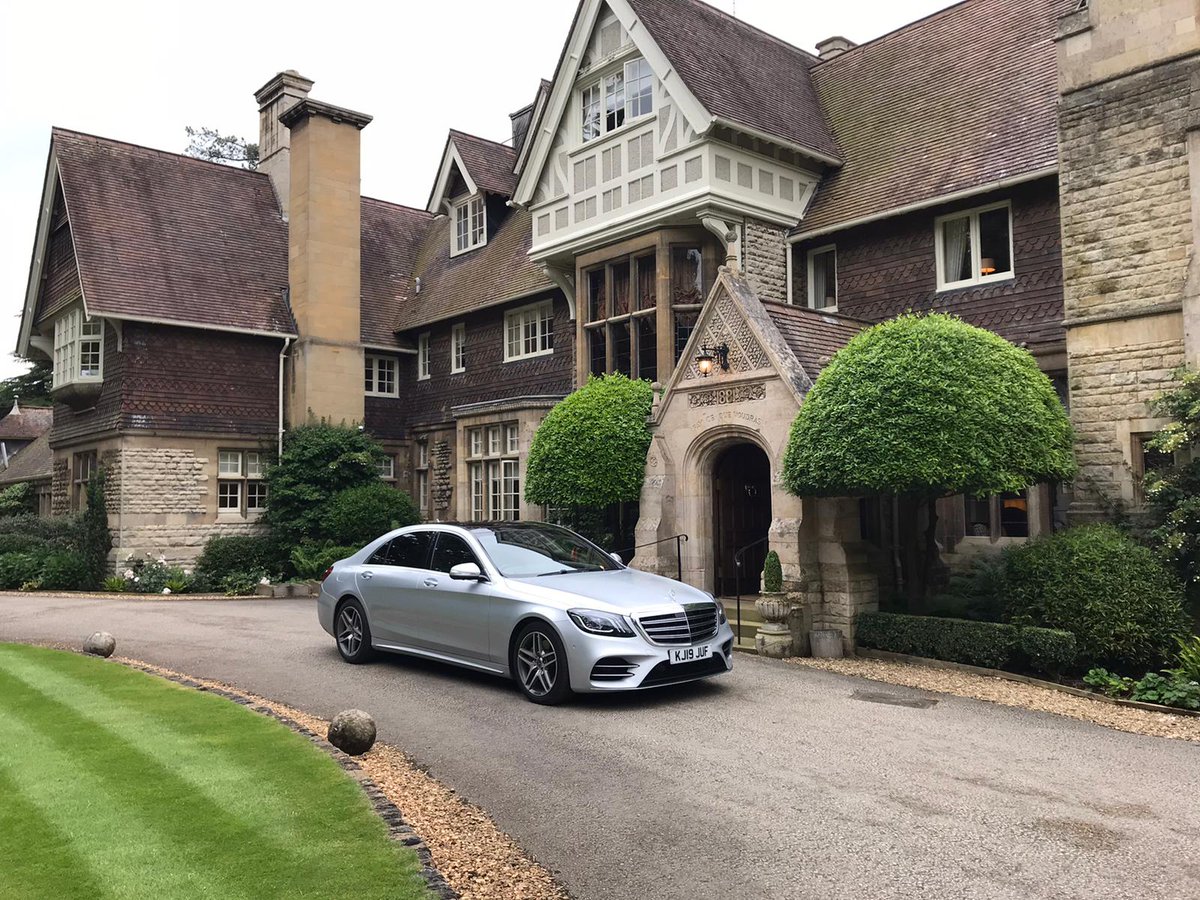 M2Transfer's tweet image. Super pictures from driver, Mark, who dropped a customer off at the beautiful @Hambleton_Hall 

This exquisite 17-bedroom hotel overlooks Rutland Water and is renowned for its Michelin Star dining.

#trustm2 #m2transfer #executivetravel #businesstravel #5star