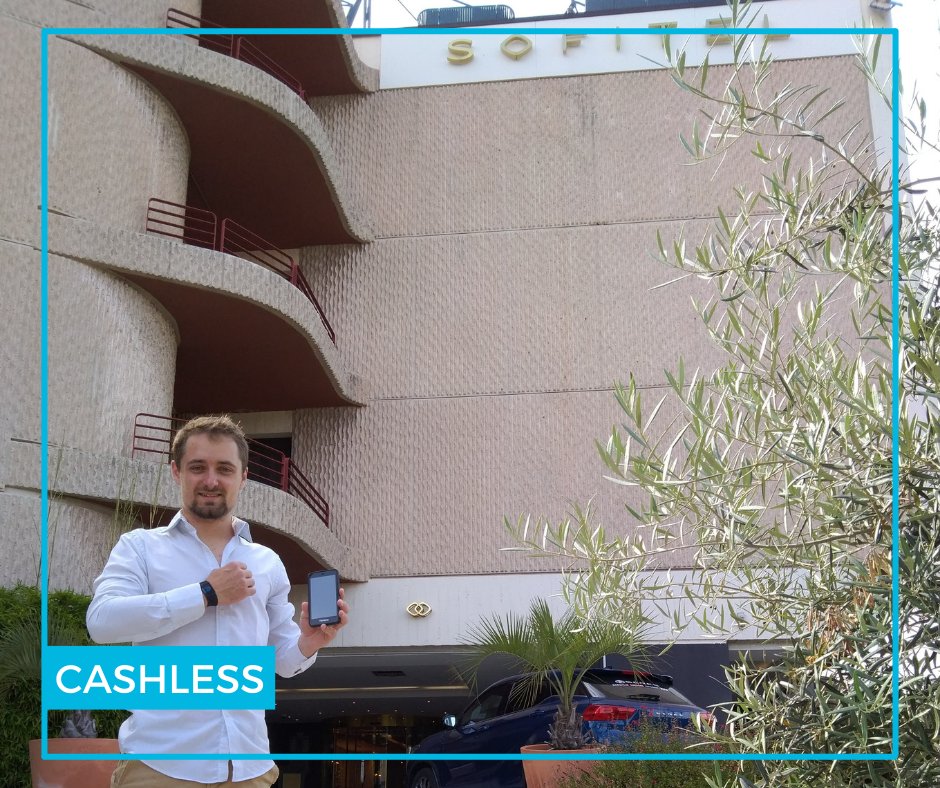 Weecop's tweet photo. Direction Marseille pour notre ingénieur Antoine, au complexe hôtelier Sofitel ! ✨

Ils ont fait appel à nos services pour équiper les invités de nos bracelets cashless lors d'un événement organisé à l'hôtel de Marseille 🙂

#cashless #braceletscashless #sofitel https://t.co/DxuQ4ZRZ1b