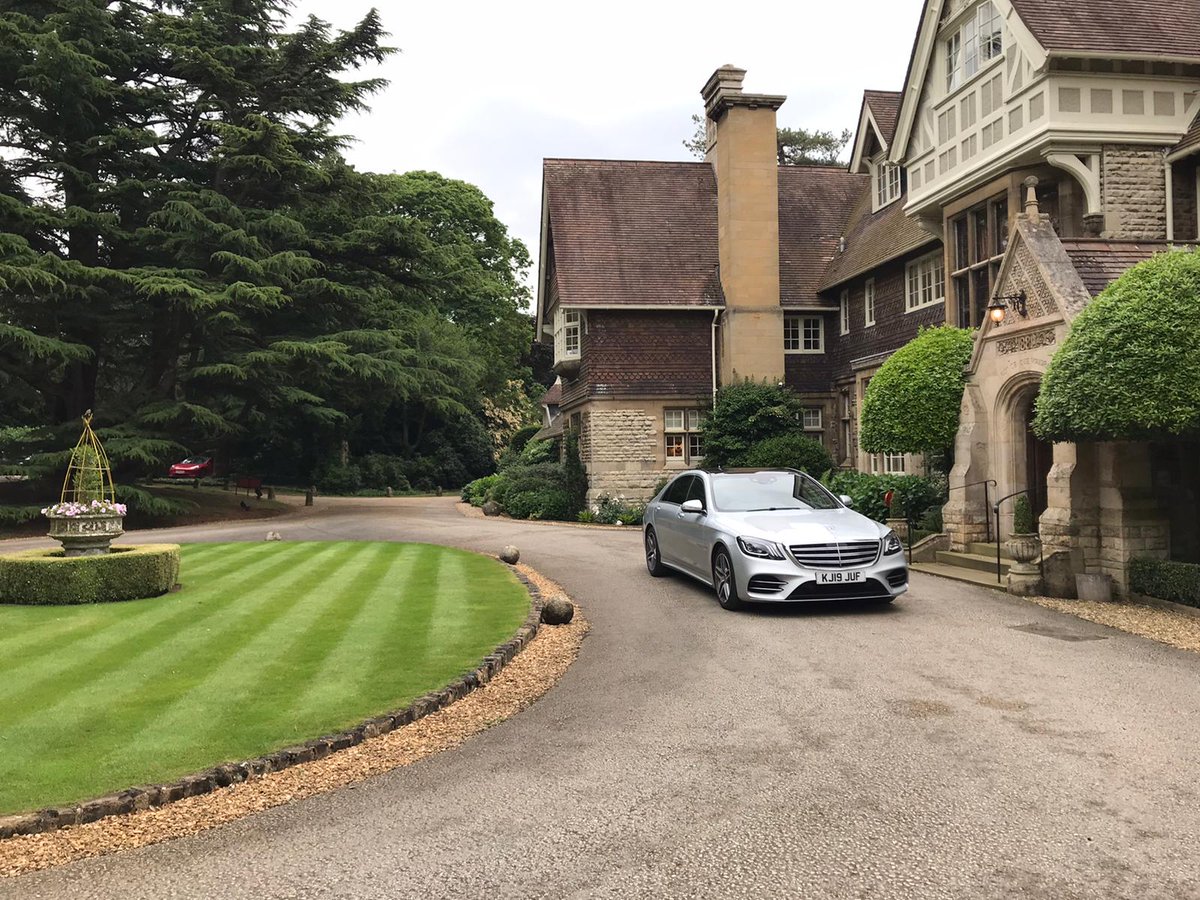 Super pictures from driver, Mark, who dropped a customer off at the beautiful @Hambleton_Hall This exquisite 17-bedroom hotel overlooks Rutland Water and is renowned for its Michelin Star dining. #trustm2 #m2transfer #executivetravel #businesstravel #5star