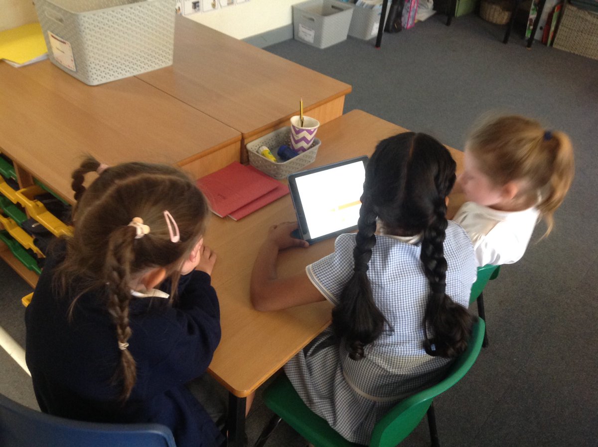 GBS_Grasshopper's tweet photo. We have been learning how to write, change and fix a program on ScratchJr using the iPads! We have collaborated really well and have shown we are very confident in this topic! #gbs4computing https://t.co/aFKzExBz1Q