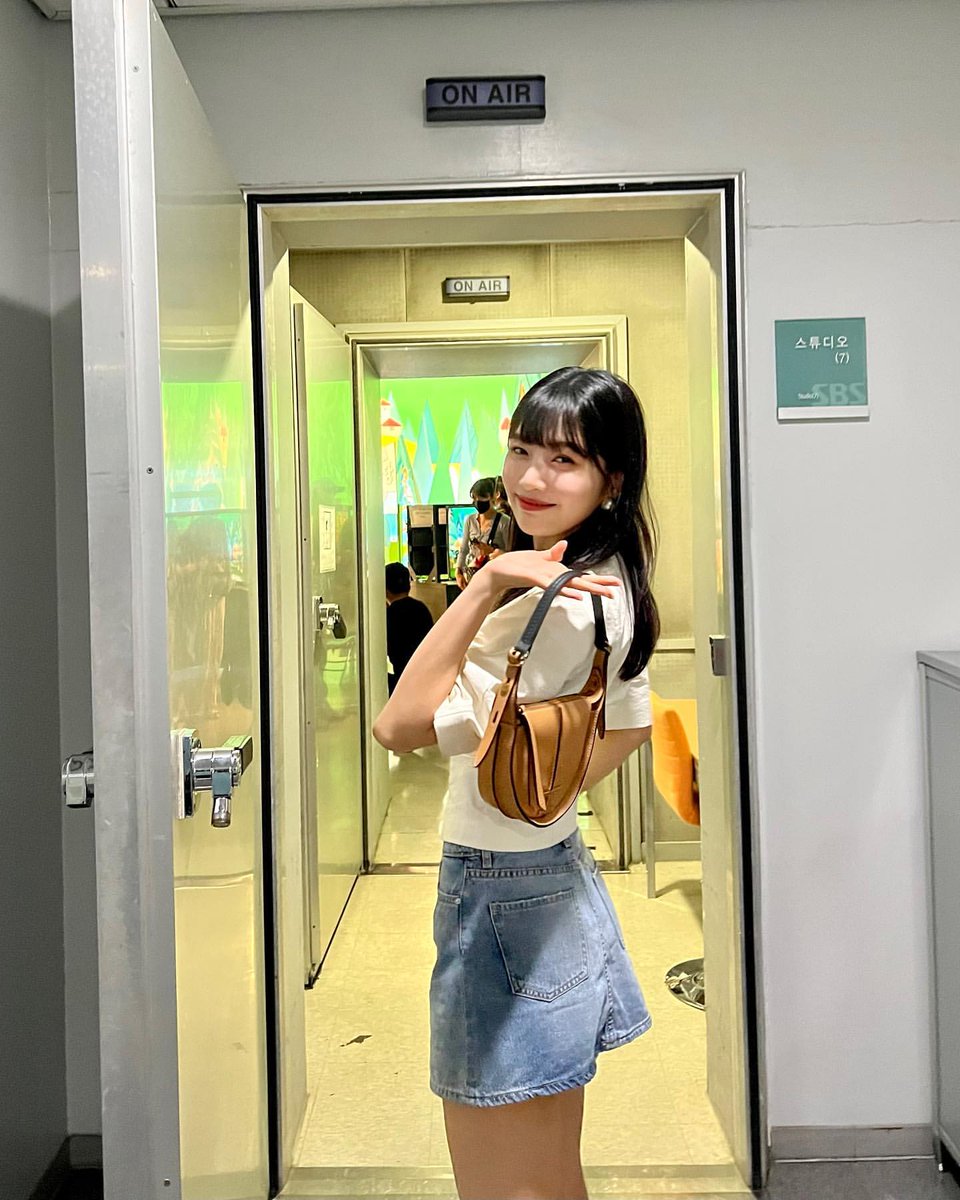 joystgrm's tweet photo. [INSTAGRAM POST] - 6P

동물농장⭐️
👤: tods
https://t.co/c1Tz9wRhHT

@RVsmtown #RedVelvet #레드벨벳 #Joy #조이 #TRF2022    
220623 · 19:05:31 KST https://t.co/w8MTAtkglr