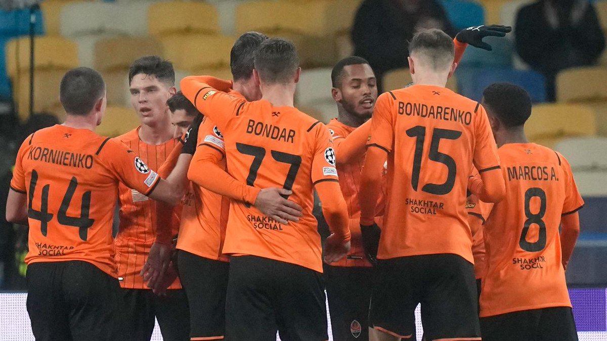 Shakhtar critica empresários e clubes, mas elogia outros como o Benfica
maisfutebol.iol.pt/shakhtar-donet…