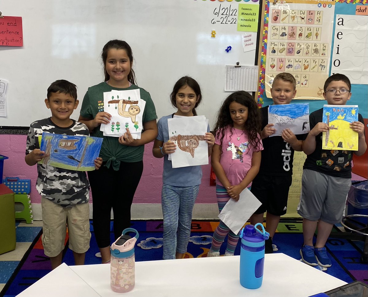 These amazing 2nd graders shared their research with our 1st grade class! <a href="/Hampton_Street/">Hampton Street</a> #MineolaProud <a href="/roeart/">r</a> <a href="/KLopes212/">Kristin</a> <a href="/jfteach1/">Jennifer Fiorentino</a>