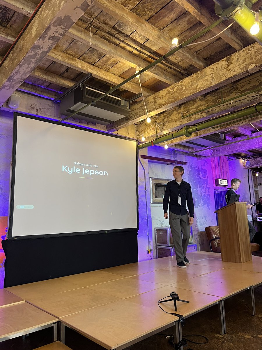 Avidly UK & Canada tweet media