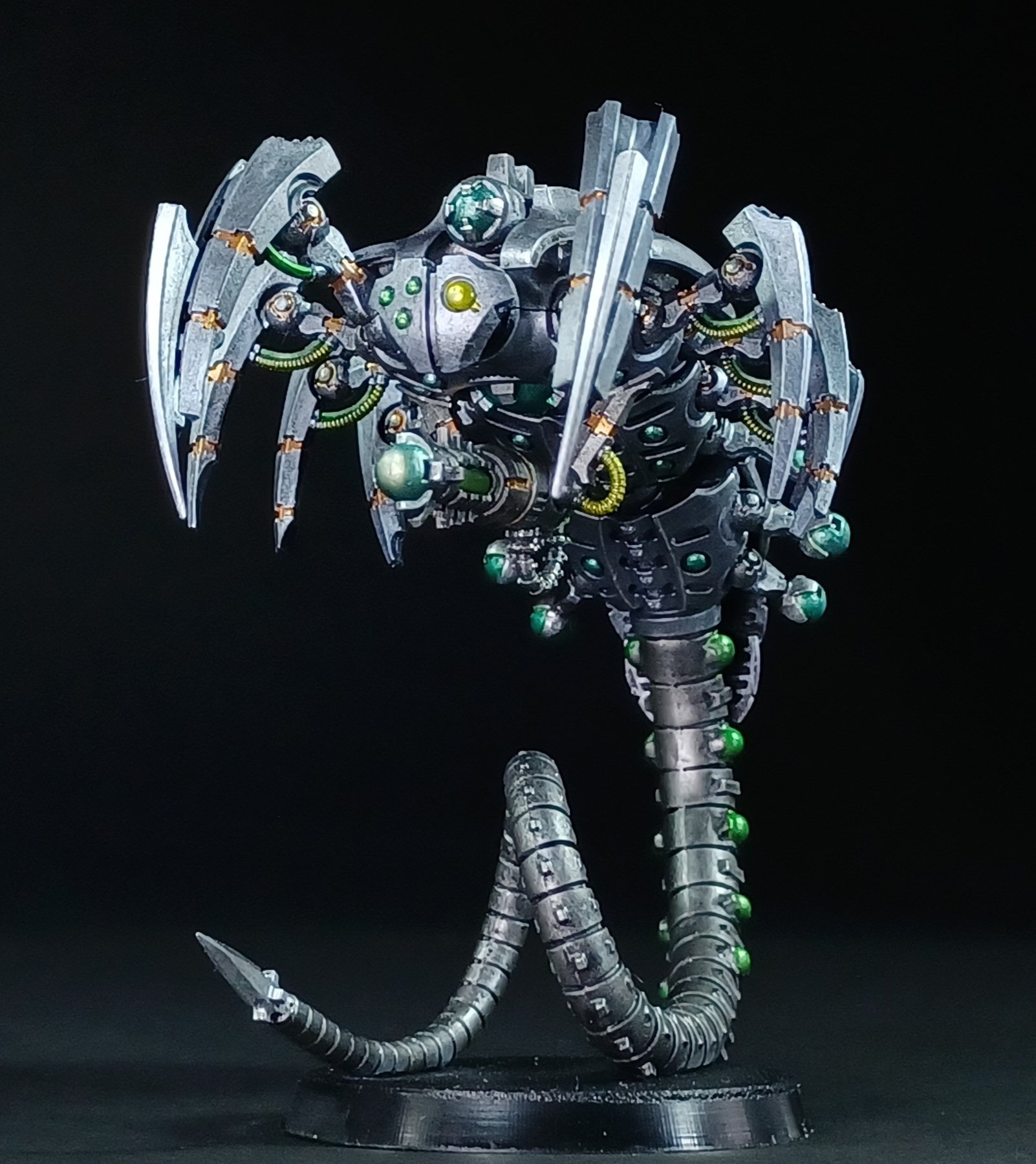 ウォーハンマー　コルヴスカバル　塗装完成品 CITADEL PAINTING HANDLE XL