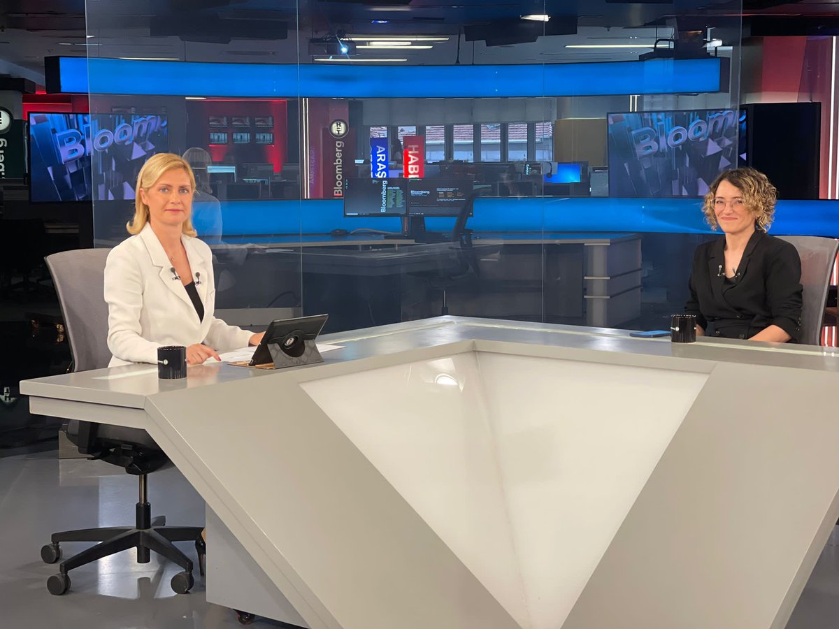 AztekTeknoloji's tweet photo. Aztek Teknoloji Satış Direktörü Fatma Bayram, @BloombergHt’de @HandeBerktan’ın hazırlayıp sunduğu Gündem Teknoloji programında ses teknolojileri pazarını değerlendirdi. https://t.co/Cr1VBBnQRu