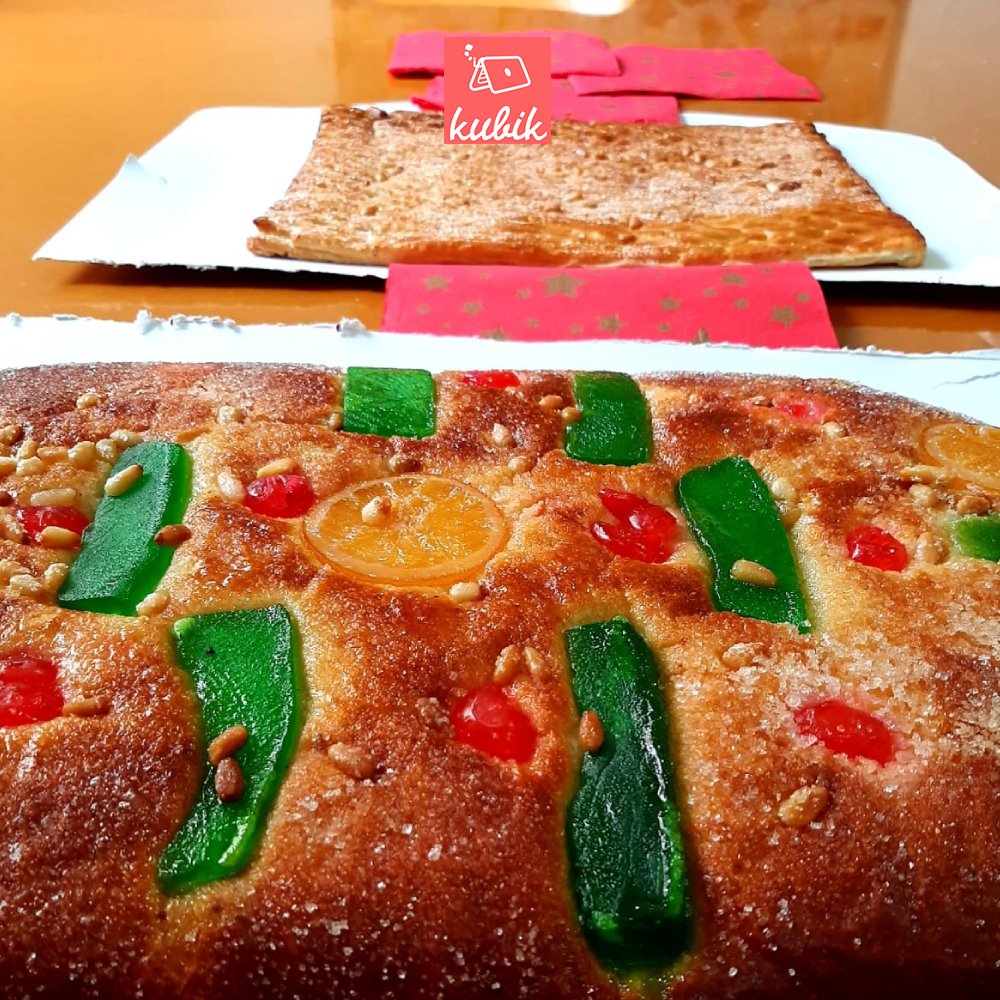 Y con estas riquísimas cocas de #SanJuan, ¡os deseamos una feliz verbena! 😜🥳🥂🎇  
#SantJoan #revetlla #coworking