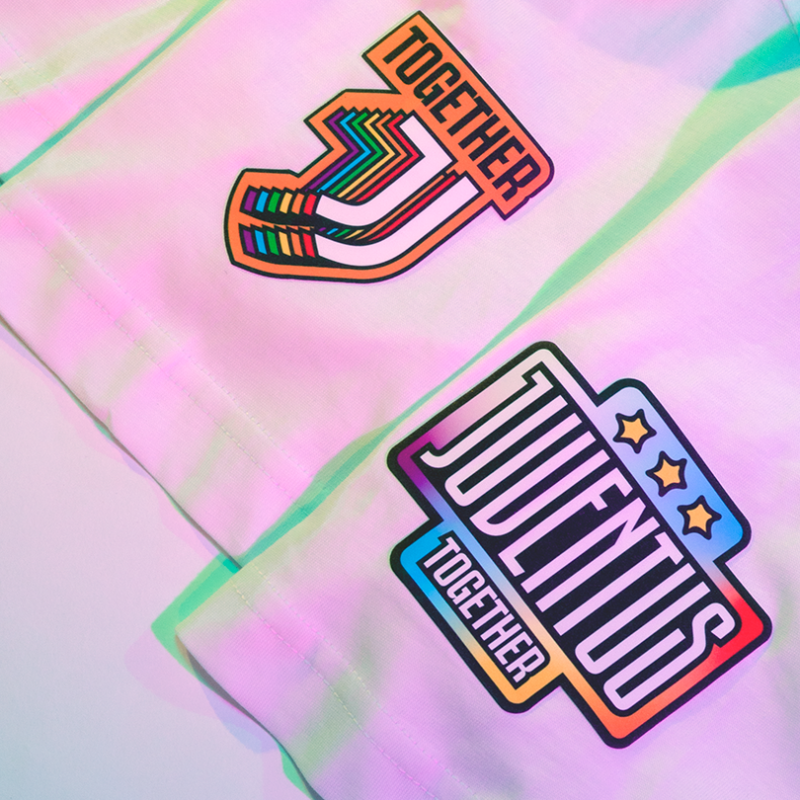 juventusfc's tweet photo. Anche quest’anno le iconiche strisce bianconere si fondono con i colori dell’arcobaleno e danno vita a un’esclusiva t-shirt e a una selezione di patch per essere “More colorful together”. In campo e nella vita!

@MilanoPride
#MoreColorfulTogether 
#DifferencesMaketheDifference