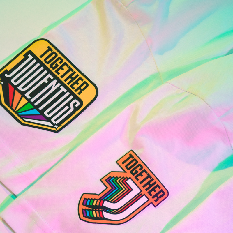 juventusfc's tweet photo. Anche quest’anno le iconiche strisce bianconere si fondono con i colori dell’arcobaleno e danno vita a un’esclusiva t-shirt e a una selezione di patch per essere “More colorful together”. In campo e nella vita!

@MilanoPride
#MoreColorfulTogether 
#DifferencesMaketheDifference