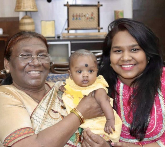 #Draupadi_murmu
Real empowered self made woman,her success journey has been extra ordinary and inspiring . With Daughter Itishree Mumu .
Best and fair selection of BJP 
#successfulmother 
#successfulleader
#goodhumanbeing