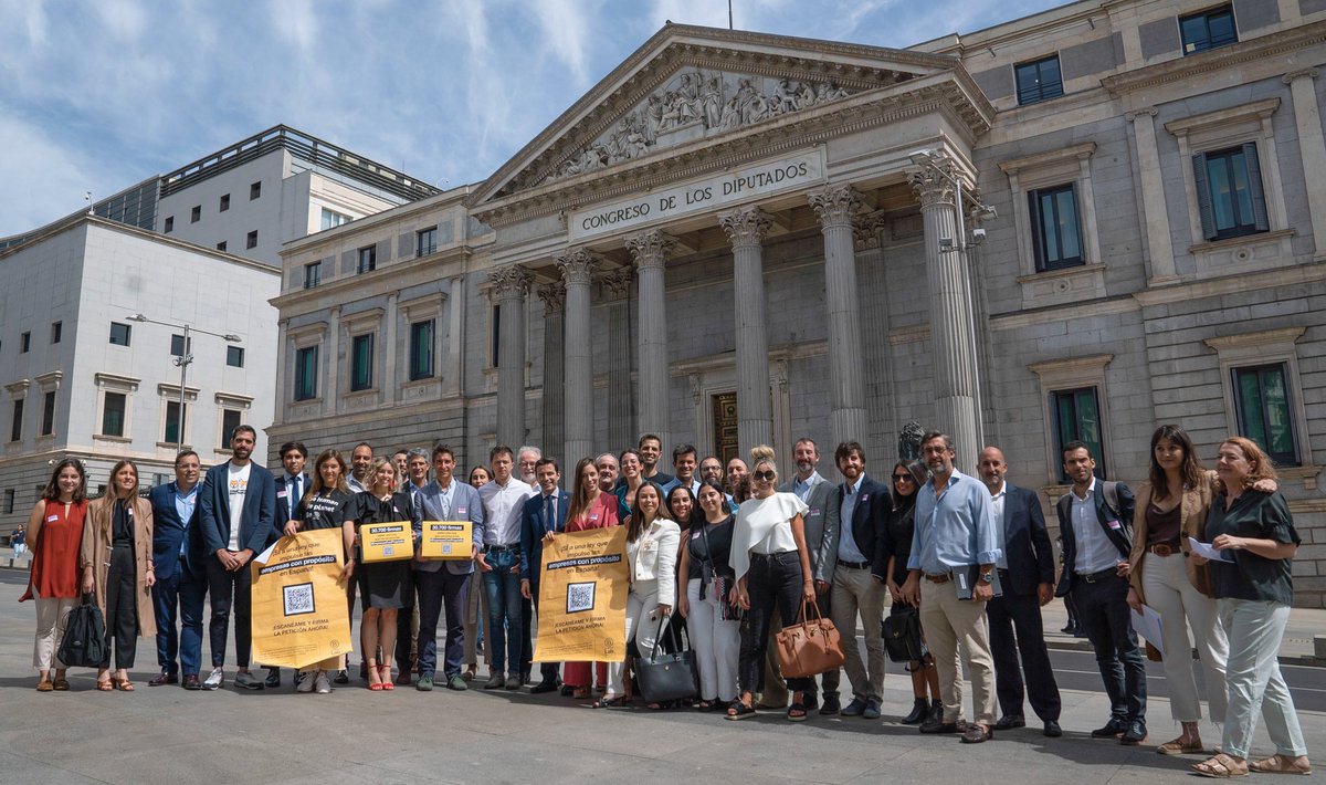 🟢 España necesita empresas que crezcan, rentables, creen empleo y comprometidas con ESG

🟢 <a href="/AhoraTuOrg/">AhoraTú</a> apoya las empresas/ Sociedades de Beneficio e Interés Común que generan valor económico, social y ambiental mejorando sus resultados económicos/año un 30% de media <a href="/BCorpSpain/">B Corp Spain</a>