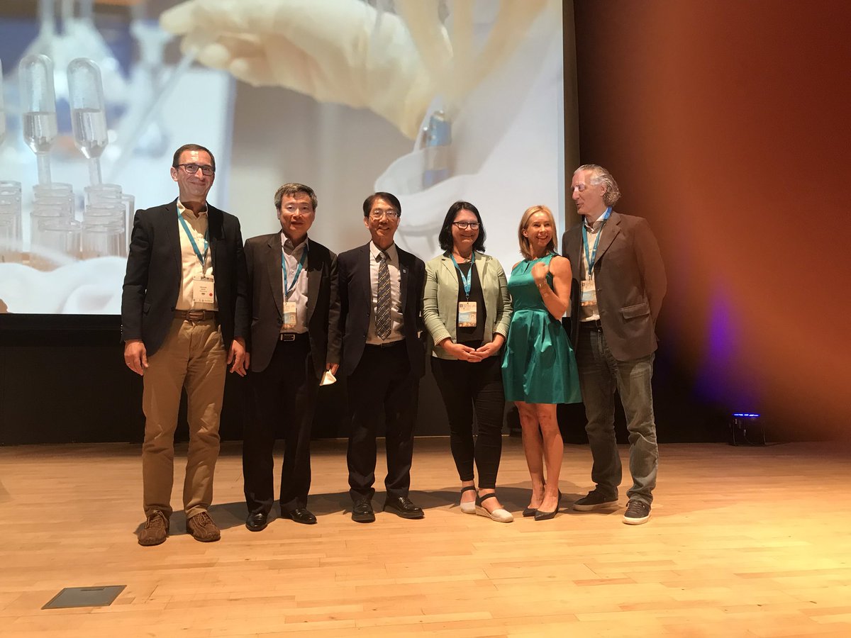H2ODraganSavic's tweet photo. Enjoyed so much sharing the stage for the High Level Panel on #ArtificialIntelligence and #water with wonderful @BecahEgge @BojanaNisic Harry Seah @VladanBabovic Joseph Lee. Thank you @IAHR for convening it at the Granada #iahr2022 Congress. https://t.co/d50Xhm5UeF