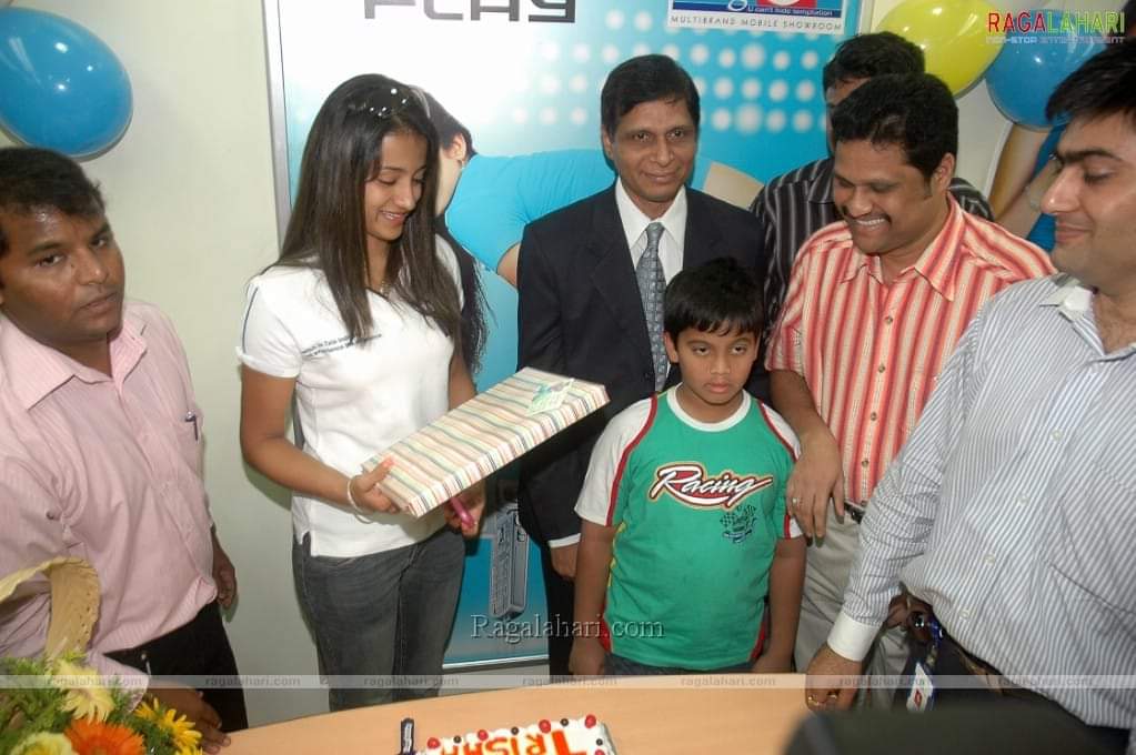 FV7mw4yUIAAfB2M?format=jpg&name=medium