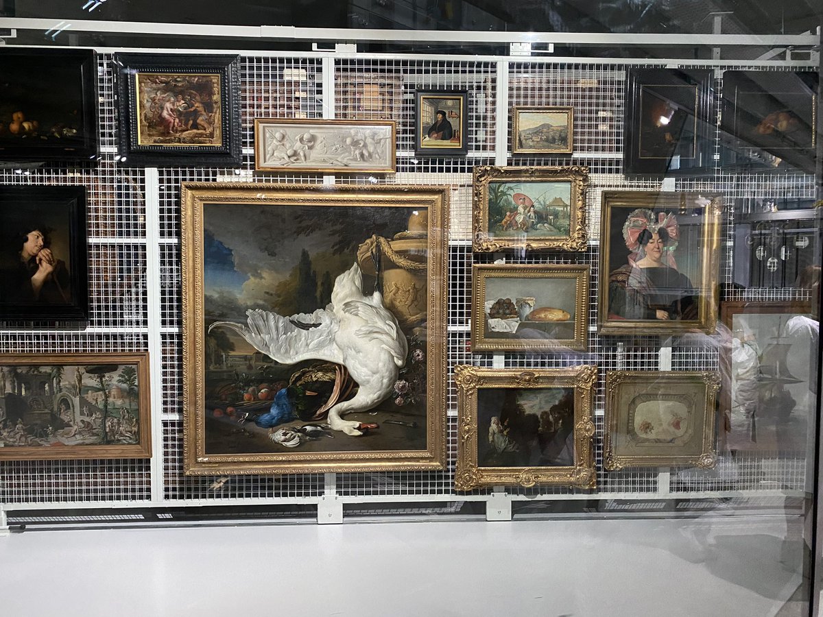 JanDirkStouten's tweet photo. Geweldig bezoek met partners #FriendsinBusiness aan Het Depot van @boijmans. https://t.co/RmBgEq26fO