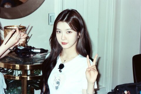 dayoungspace's tweet photo. Dayoungz by Chaehyun 📸✌️
#서영은 #YOUNGEUN #김다연 #DAYEON #Kep1er #케플러 #DAYOUNGZ https://t.co/dZEUAmiaxA