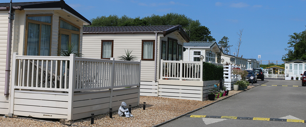 We bring you 10 money-saving tips to try to help you cut the cost of holiday caravanning and ownership. 

leisuredays.co.uk/news/cutting-t…