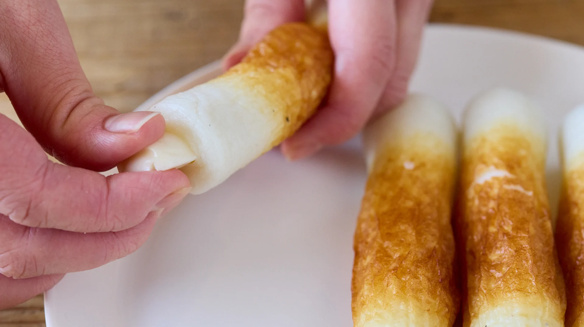 この組み合わせはとっても美味しそう！「さけるチーズ」と「ちくわ」を掛け合わせたレシピ！