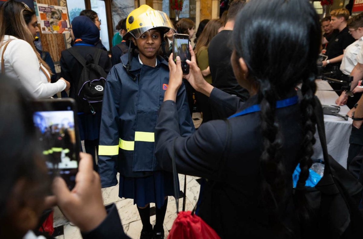 London Fire Brigade tweet media