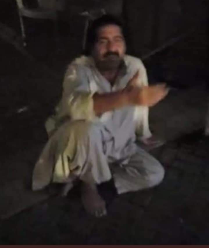 KundiWaseef's tweet photo. دو قومی نظریہ اؤر ہمارا دلال میڈیا اس ملک میں پشتون  پیدا ہونا ہی جرم اؤر پنجابی ہو تو آپ کچھ بھی کر سکتے ہیں https://t.co/lZ8T4SX1hE