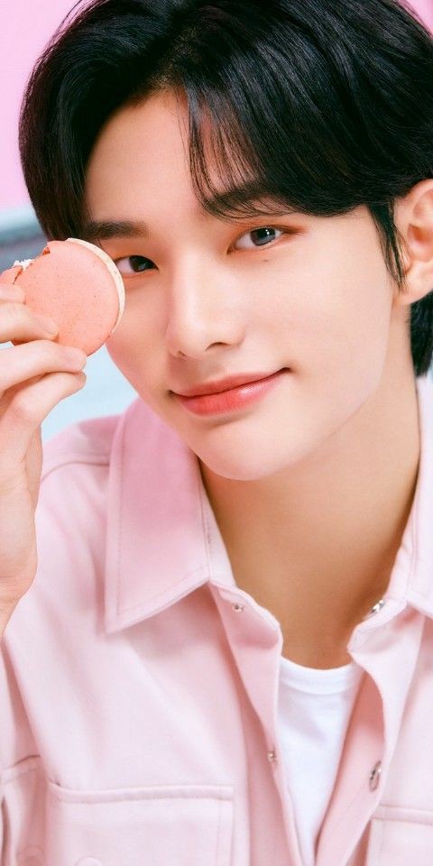 exo___12_9's tweet photo. با همین لبخند شیرینی که درمان من است
بر سر دل‌های بسیاری بلا آورده‌ای
💞🌸

@Stray_Kids https://t.co/34iARCJsVe