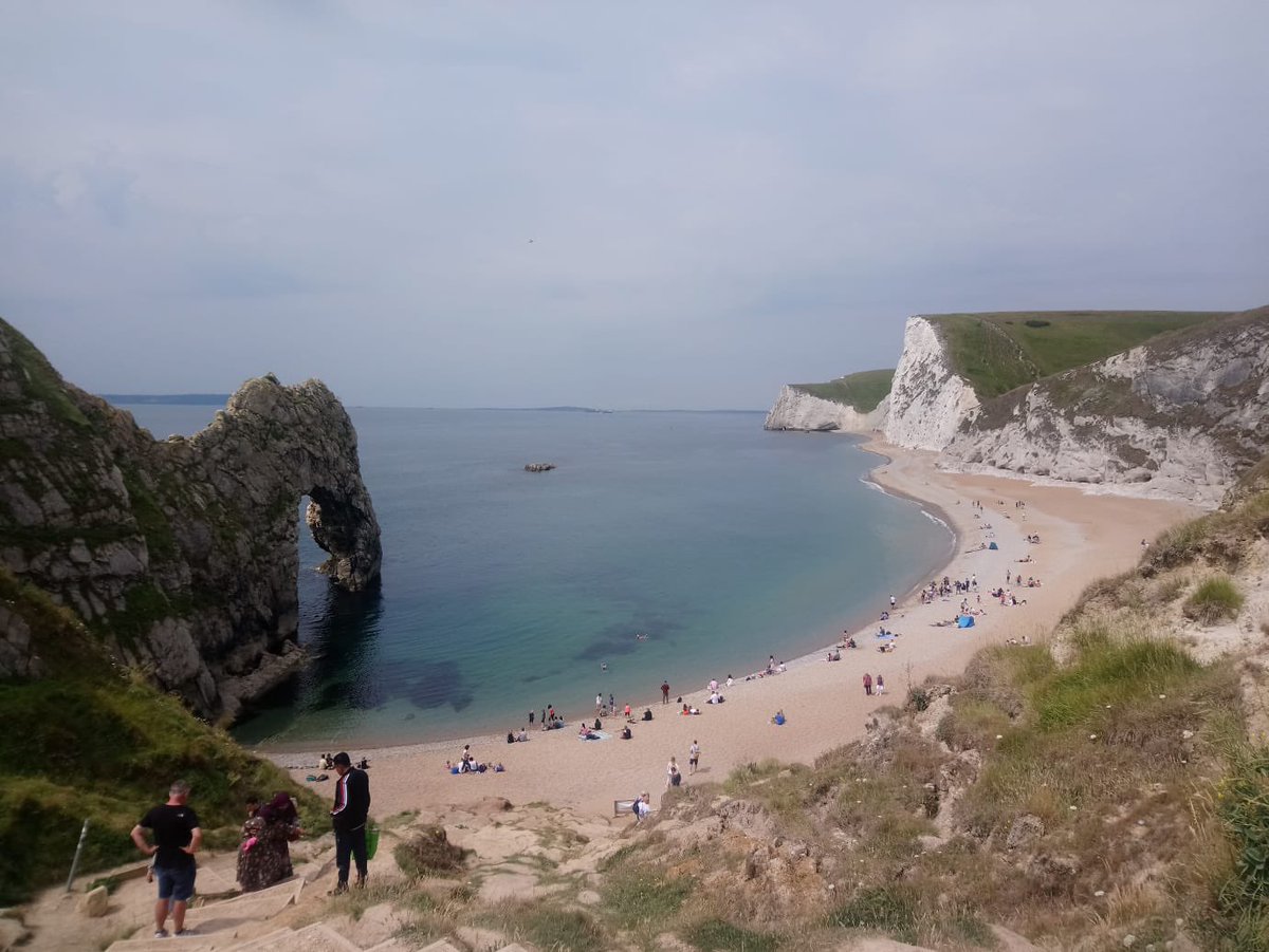 Rockley1's tweet photo. The pupils of @EarlsBartonPri have taken an excursion day to visit the lovely Durdle Door and Lulworth Cove, located on the beautiful Jurassic Coast. There will be a few tired ones when they return to camp at #BuddensActivityCentre #residentialtrips https://t.co/I9IysbRkIF