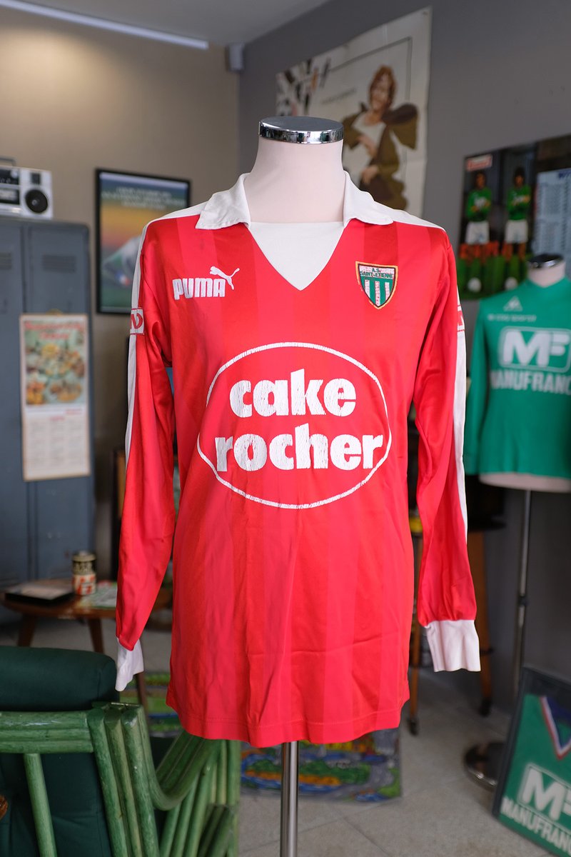trincampfr's tweet photo. Le compte à rebours est lancé 😍

Rendez-vous sur notre site ce lundi 27 juin à 19h pour le lancement de notre vente de maillots rares des Verts.

Sans plus attendre, découvrez dès aujourd'hui le catalogue de la vente 👉 https://t.co/EGSgwqNfBs

#asse #cakerocher #manufrance https://t.co/OZEtrUet7U