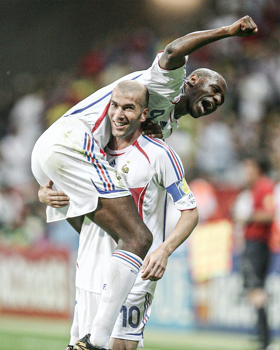 @ESPNFC's photo on Zinédine Zidane