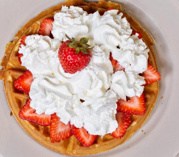 CoachHouse_NJ's tweet photo. Sweet or savory... there's no wrong way to do breakfast! 🥞🥓
-
#CoachHouseDiner #Hackensack #HackensackNJ #NJEats #NJDiner #NJFoodie #NJRestaurants #NJFood #NorthJerseyEats #JerseyEats #JerseyLife #JerseyFood #JerseyFoodie https://t.co/RVVmK7KJVV