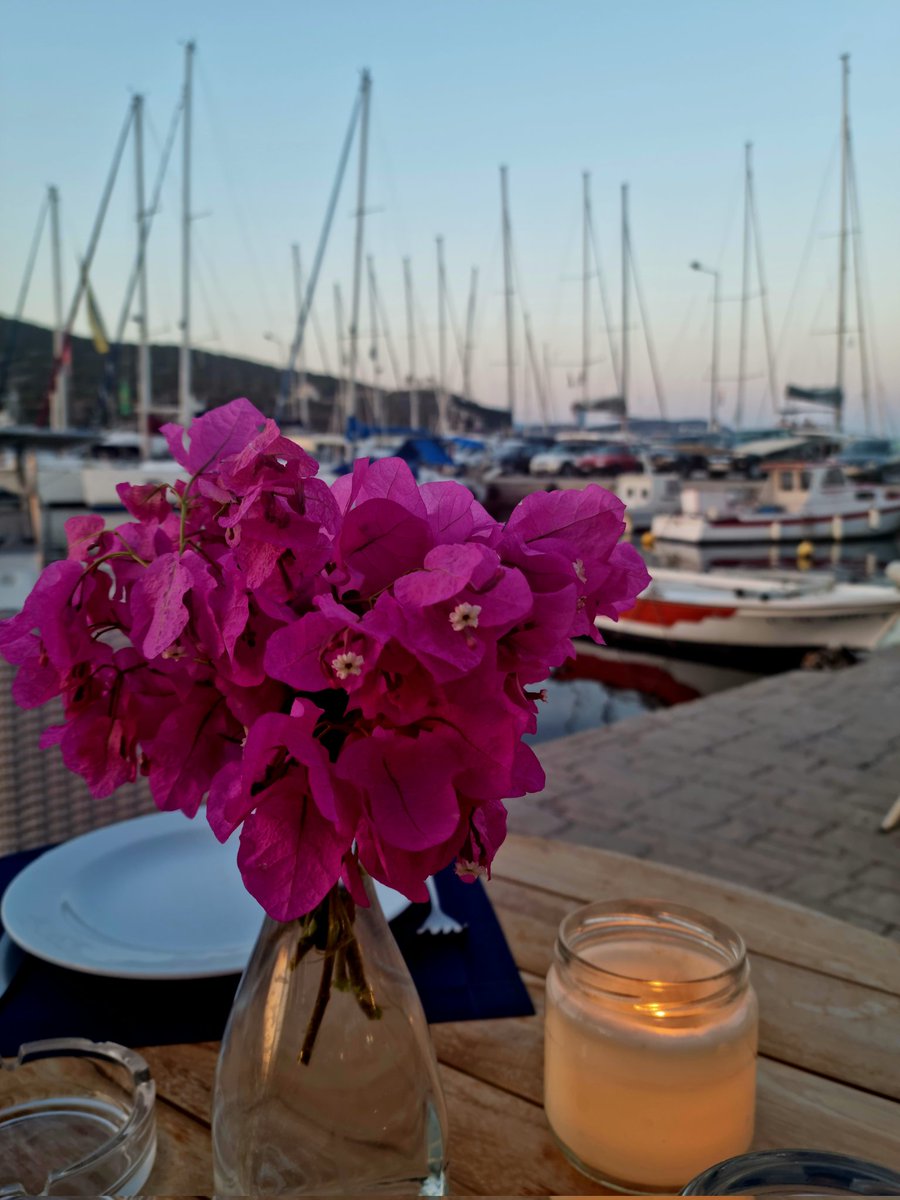 #sunset #loveisintheair @marias_restaurant ermioni