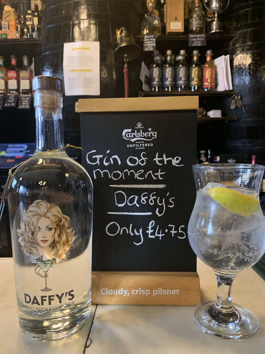 #GinOfTheMoment 
Daffy’s (Scottish gin) comes from an old Dickensian nickname for gin it is produced using 8  botanicals including Lebanese mint, Orris root &amp; Cassia bark. These botanicals combine to give Daffy’s a citrusy taste with pleasant notes of Coriander.
#Gin #WeLoveGin