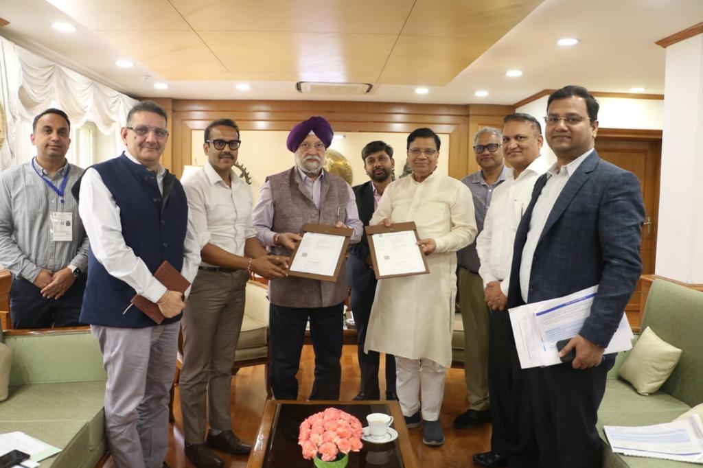 NIUA_India (@niua_india) on Twitter photo With the aim of providing citizen- centric municipal e-governance services, we are pleased to welcome the Government of #Haryana for implementing #NUDM by signing the tripartite MoU b/w <a href="/MoHUA_India/">Ministry of Housing and Urban Affairs</a> & <a href="/NIUA_India/">NIUA_India</a> in the presence of Hon’ble Minister Shri <a href="/HardeepSPuri/">Hardeep Singh Puri</a>. With the aim of providing citizen- centric municipal e-governance services, we are pleased to welcome the Government of #Haryana for implementing #NUDM by signing the tripartite MoU b/w <a href="/MoHUA_India/">Ministry of Housing and Urban Affairs</a> & <a href="/NIUA_India/">NIUA_India</a> in the presence of Hon’ble Minister Shri <a href="/HardeepSPuri/">Hardeep Singh Puri</a>.