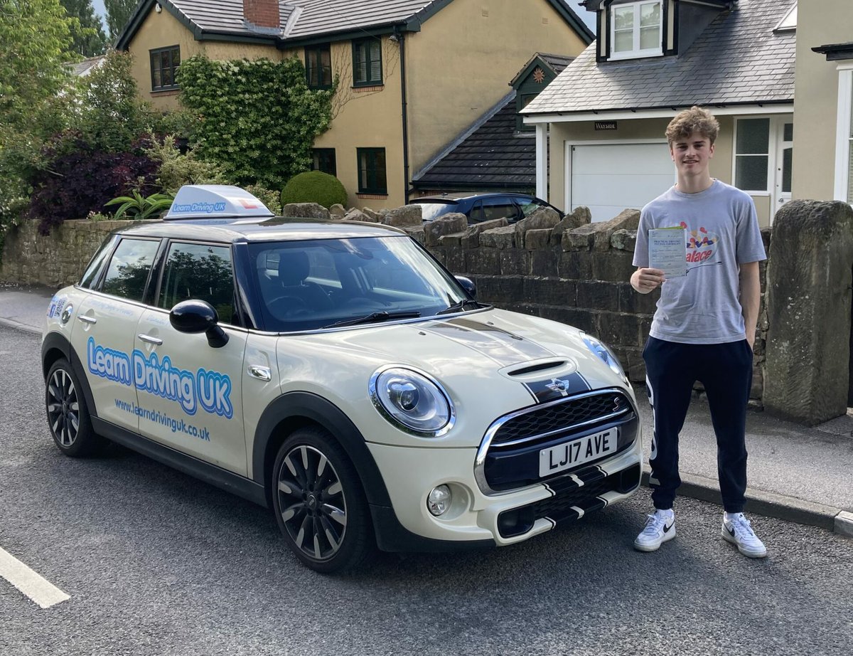 LearnDriving_UK's tweet photo. Julian Cane (Leeds) - https://t.co/I5vrQ0p0oy https://t.co/LsRz90ECpA