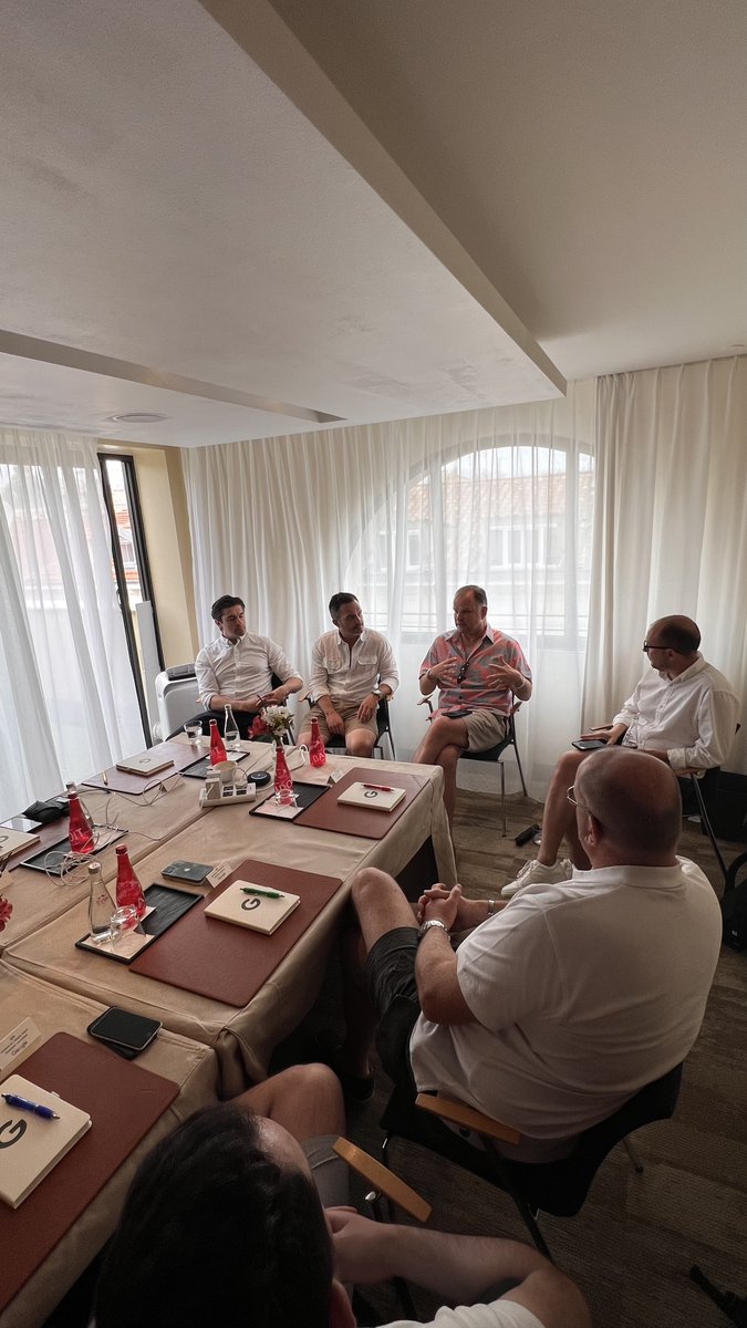 TransmissionB2B's tweet photo. Our third day at #CannesLions2022 saw us speaking three times! ⬇️

After starting the day with @Google, we headed to the @LinkedIn studio for a #B2BBrandBuilding chat with @b2binstitute and @EY_UKI, before finishing at @Bloomberg house for a C-suite discussion.

On to day 4! https://t.co/gEWmYSwoBo