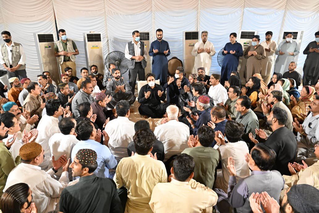 My heartfelt condolences to Chairman PPP <a href="/BBhuttoZardari/">Bilawal Bhutto Zardari</a> &amp; family on the sad demise of Begum Haji Hakim Ali Zardari. May Allah grant her eternal peace &amp; give patience to the family to bear this irreparable loss.