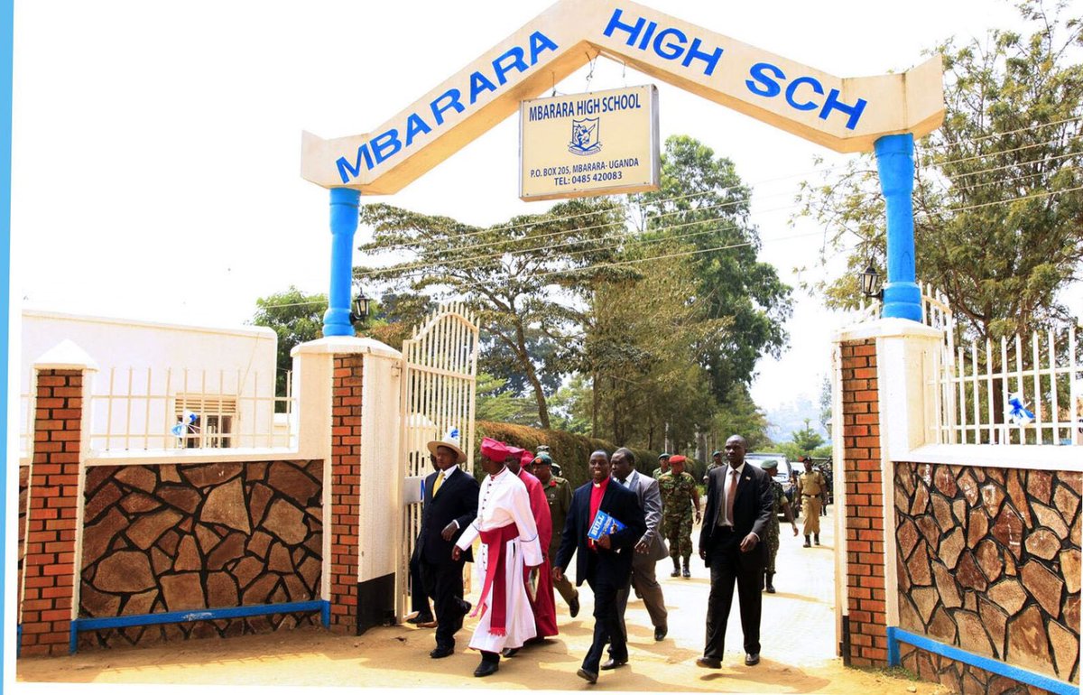 CampusTrendUG's tweet photo. DARKNESS! Mbarara High School suspends all S.4, and S.6 candidates after a bloody fight https://t.co/9cHkgNE9Ph https://t.co/A2C9uWObLn