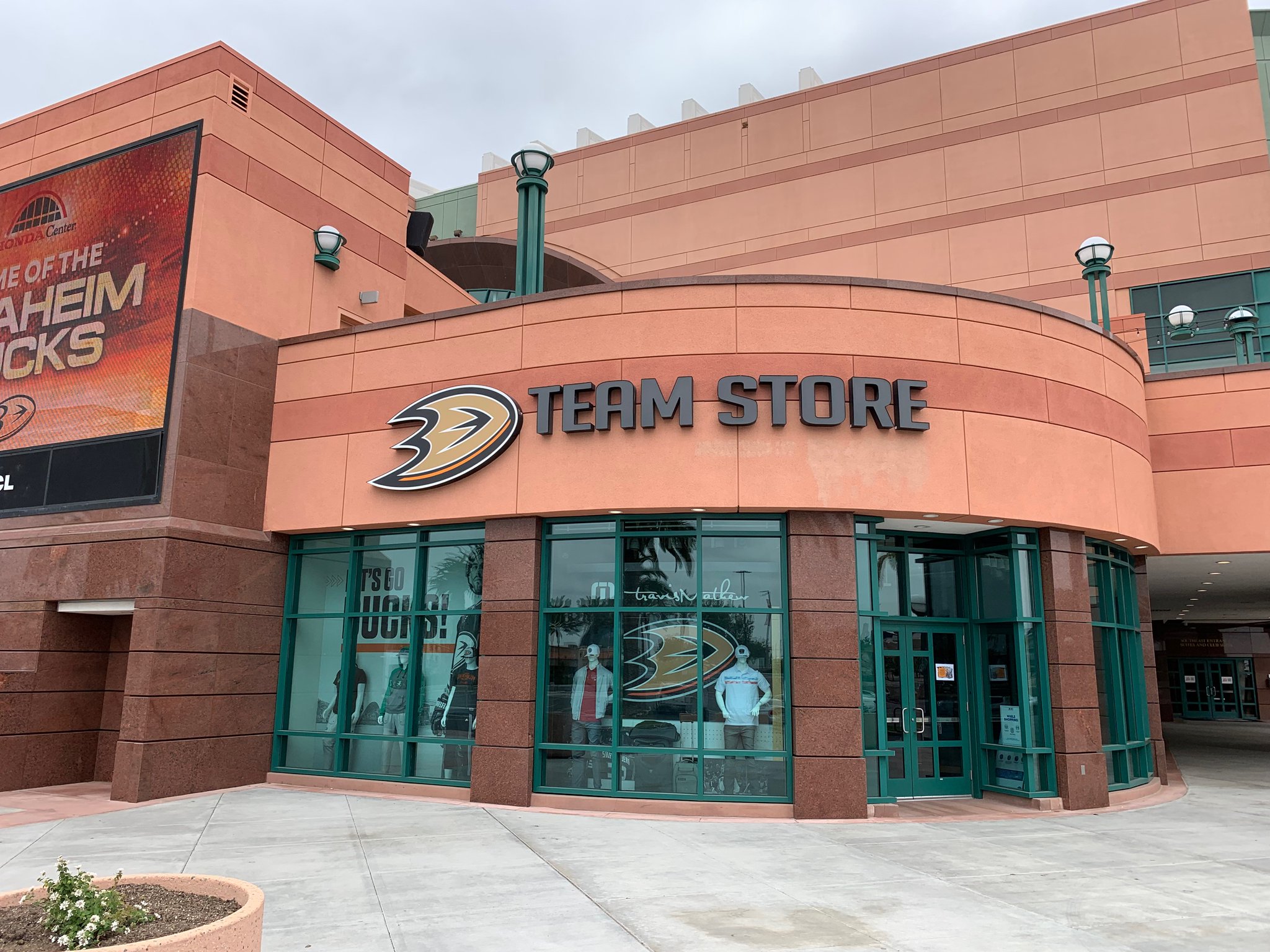 Anaheim Ducks on X: 🗓️ Team Store Update 🗓️ It will be closed from  Monday, June 27th through July 4th due to inventory and in observation of  the 4th of July. It